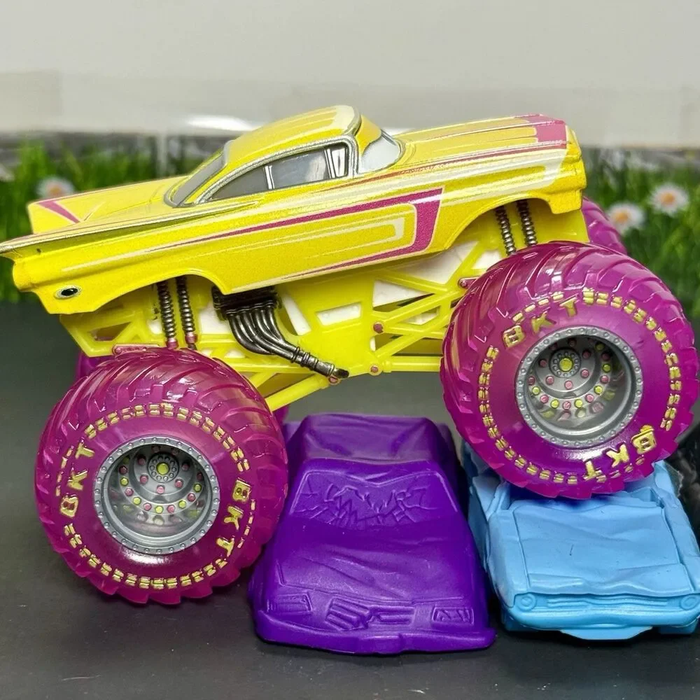 Disney Pixar Cars Custom Monster Jam Truck Easter Ramone Yellow Pink 1:64